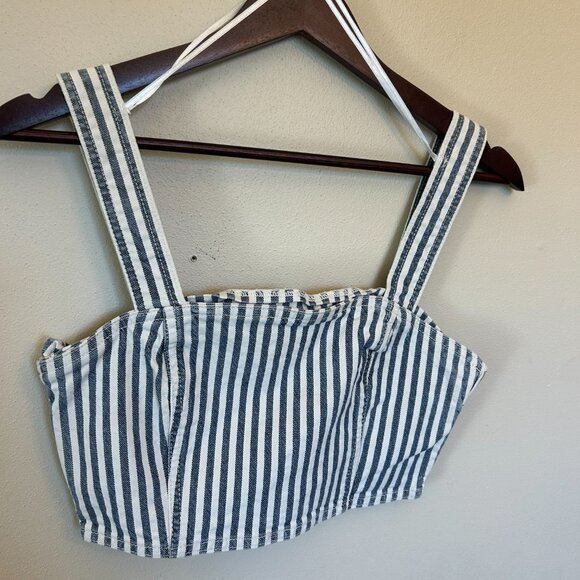 NWT Zara Denim Crop Top White Blue Striped Side Zipper Size Medium - Picture 3 of 15